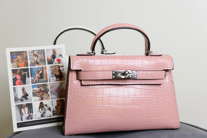 LUXE MINI CROC BAG - PINKY PROMISE