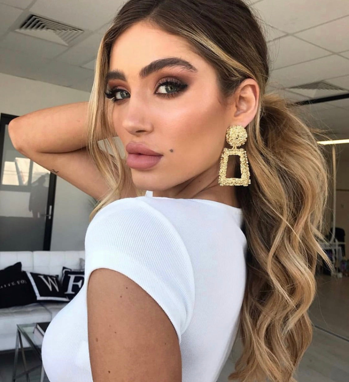GOLD DROP EARRINGS