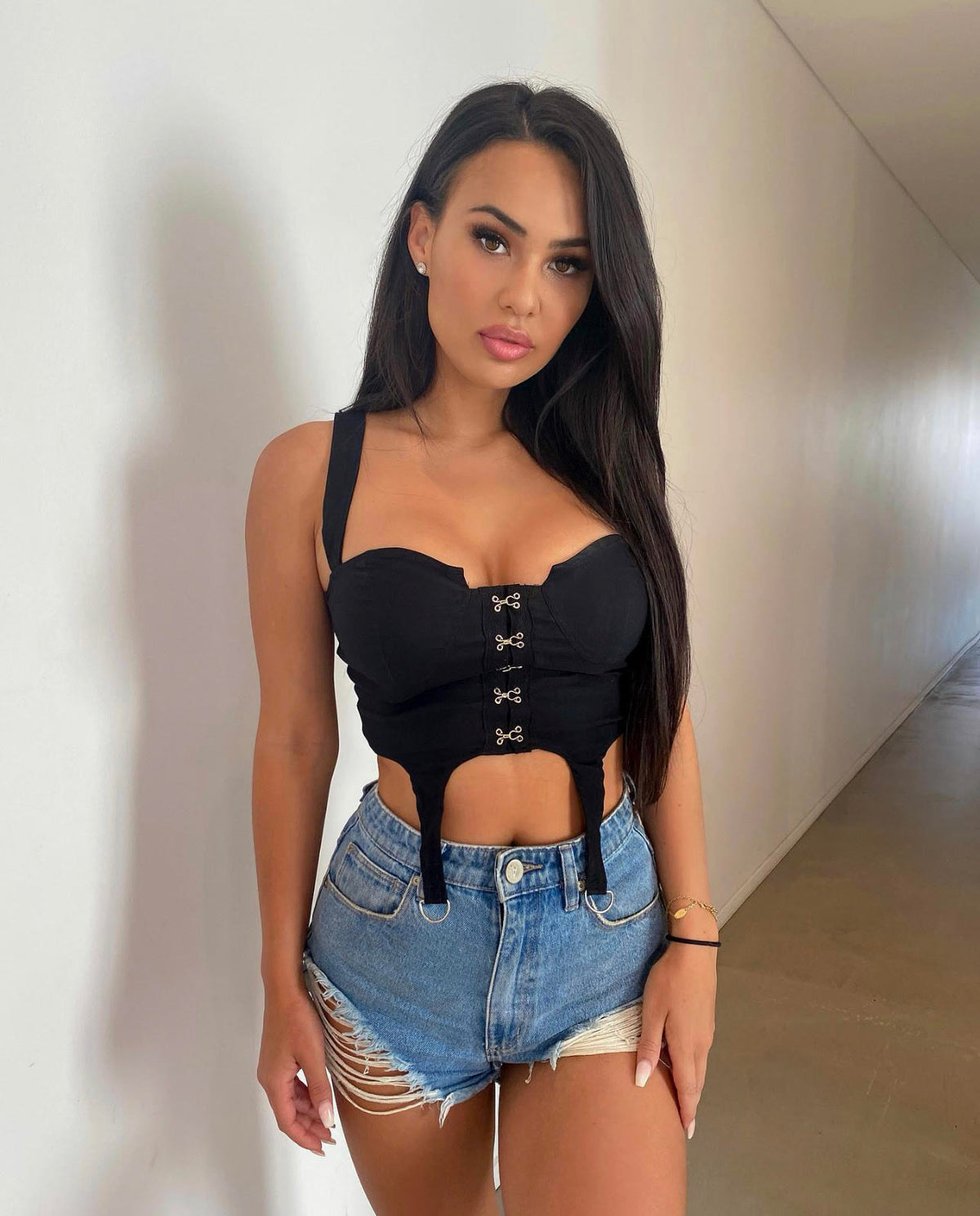 Hook Me Up Crop